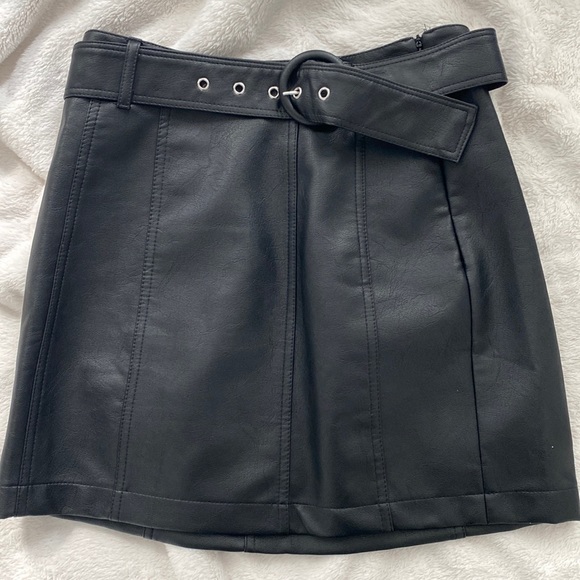 Small leather skirt from Honey - Picture 1 of 4
